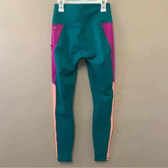 Fabletics On-The-Go PowerHold High-Waisted Leggings - Picture 6 of 13